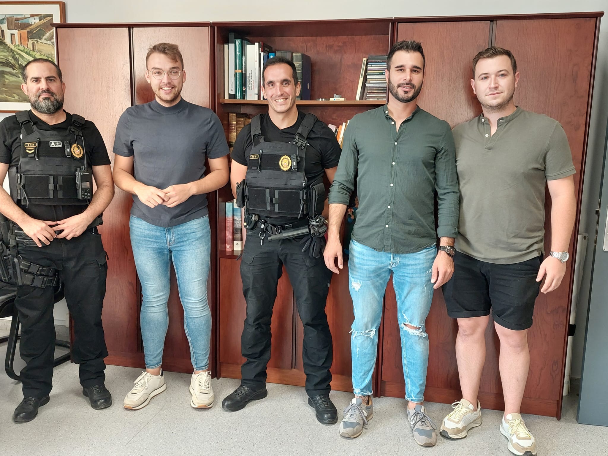 d6256300-365d-457c-90f7-785a09bdd9d2_11zon